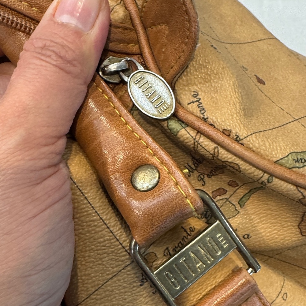 Gitano Tan Travel Bag with World Map Design - Picture 14 of 14